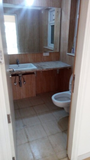 Bathroom in 3 BHK Apartment at DLF The Skycourt, Sector 86 – for Rent