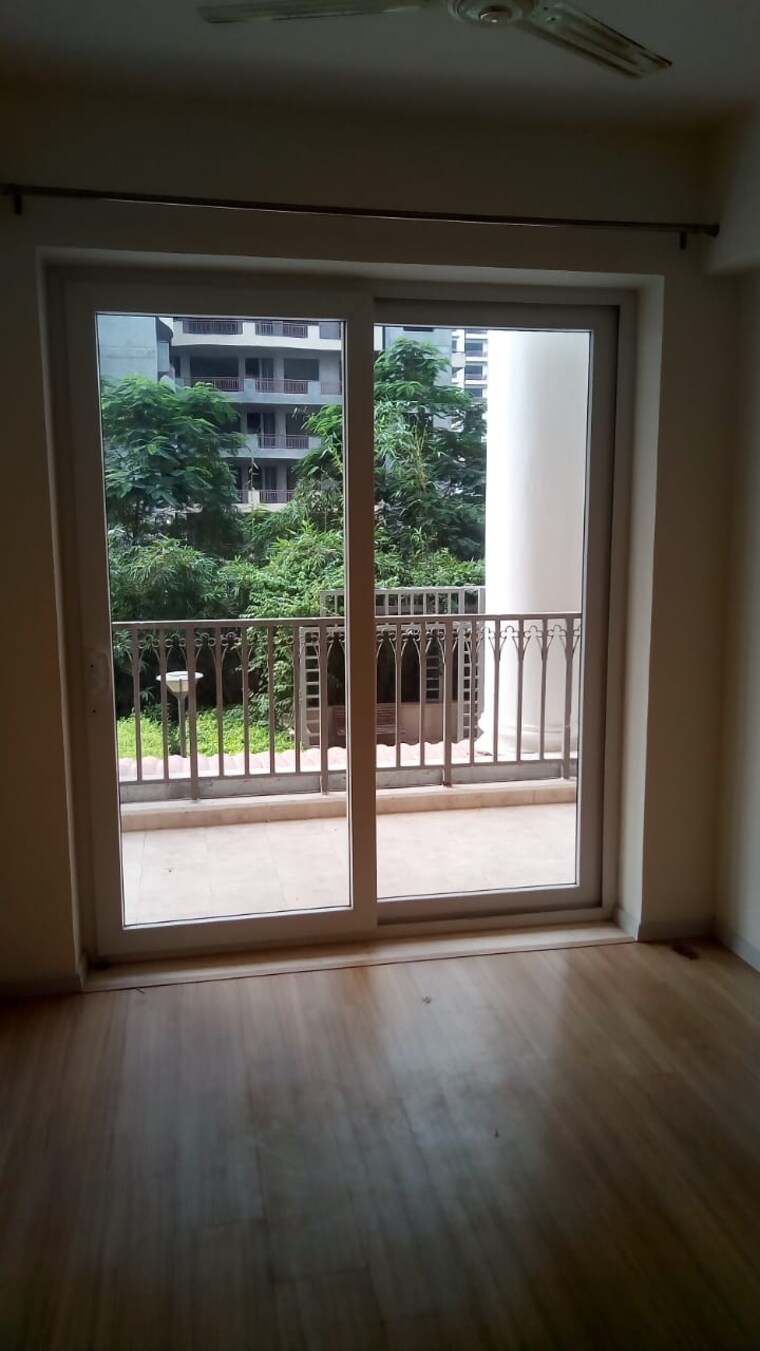 Room, dlf-the-skycourt 3 Bedroom 1941 Sq.Ft. Apartment In Sector 86 Gurgaon 9591448