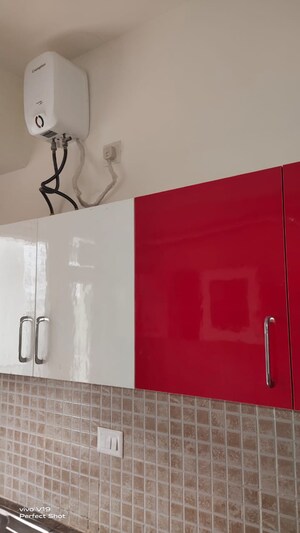 Bathroom in 3 BHK Apartment at DLF The Skycourt, Sector 86 – for Rent