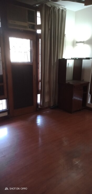 2.5 BHK Flat for Sale in Vasant Kunj, Delhi