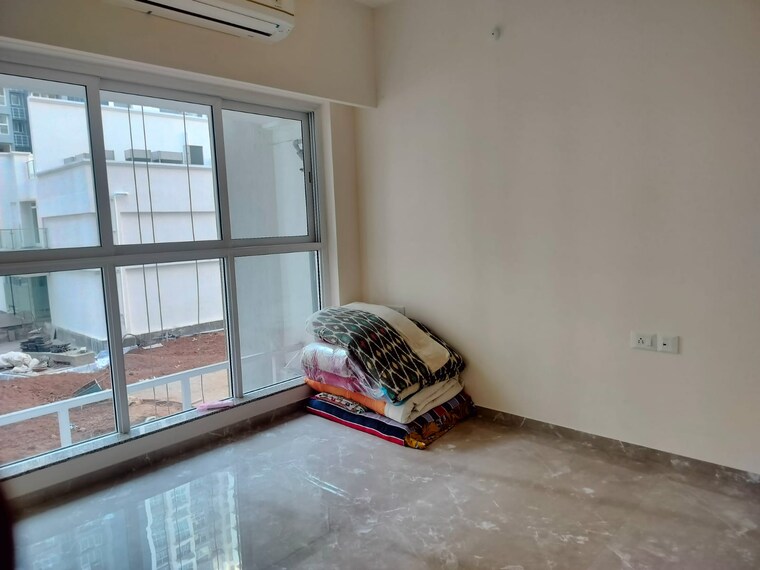 Room, lnt-veridian 1 Bedroom 550 Sq.Ft. Apartment In Powai Mumbai 9591519