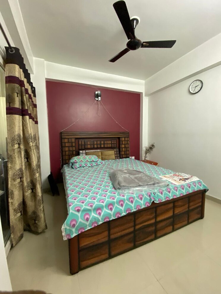 Bedroom, windsor-paradise-2 2 Bedroom 995 Sq.Ft. Apartment In Raj Nagar Extension Ghaziabad 9591568