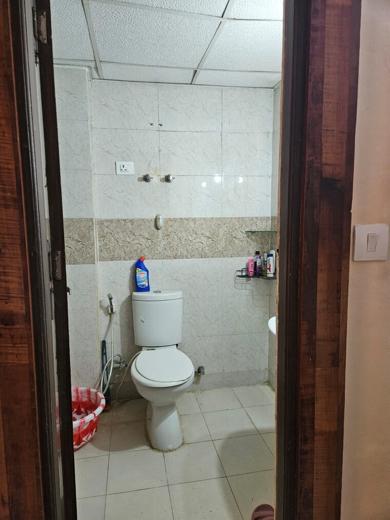 Bathroom, supertech-ecovillage-ii 2 Bedroom 890 Sq.Ft. Apartment In Sector 16b Greater Noida Greater Noida 9591668