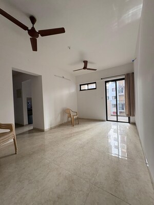 1.5 BHK Apartment For Sale in Lodha Lakeshore Greens, Dombivli East