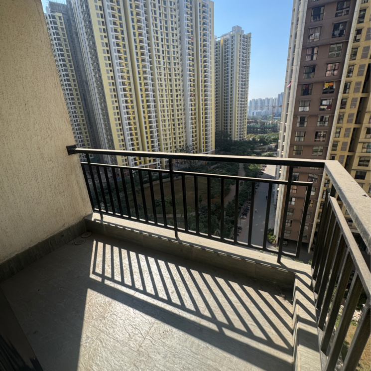 Balcony, runwal-gardens-phase-2 1 Bedroom 467 Sq.Ft. Apartment In Kalyan Shilphata Road Thane 9591646