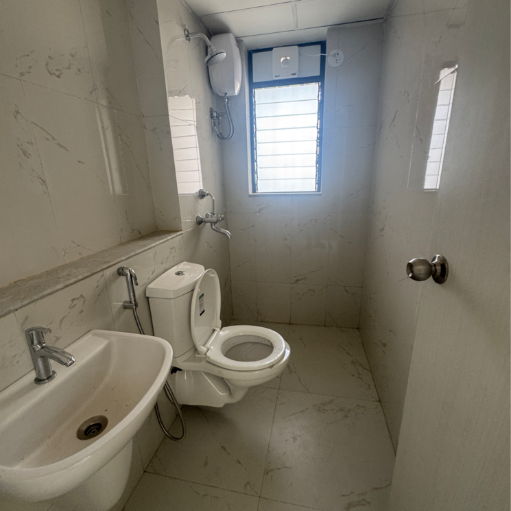 Bathroom, runwal-gardens-phase-2 1 Bedroom 467 Sq.Ft. Apartment In Kalyan Shilphata Road Thane 9591646