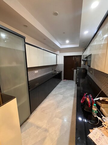 Kitchen in 3 BHK Builder Floor at Ardee City, Sector 52 – for Rent