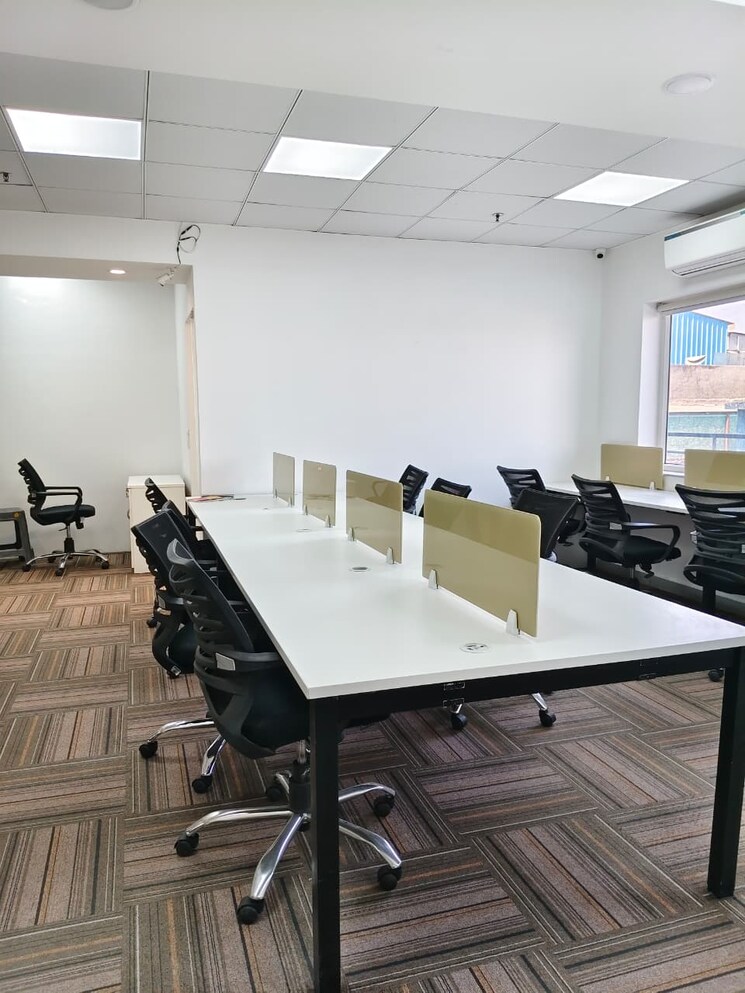 Team Area, sector 63 Commercial Office Space 1350 Sq.Ft. In Sector 63 Noida 9591592