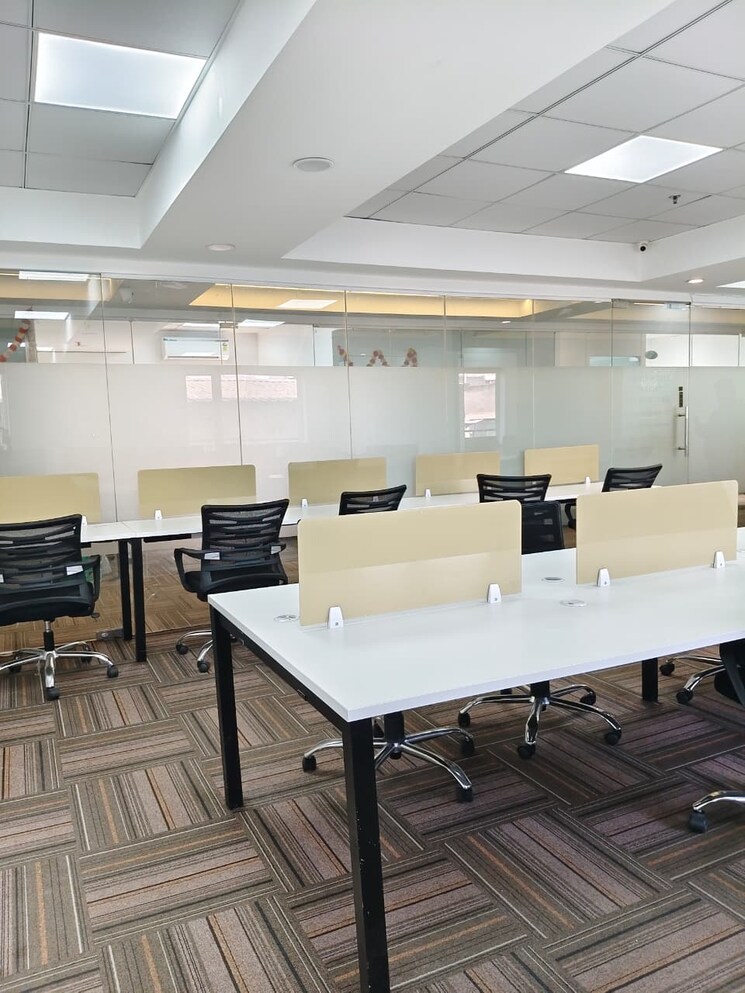 Team Area, sector 63 Commercial Office Space 1350 Sq.Ft. In Sector 63 Noida 9591592