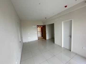 Room in 1 BHK Apartment at Godrej Park Ridge, Manjari – for Rent