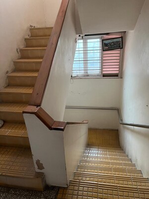 Staircase in 6+ BHK Villa at Navrangpura – for Rent