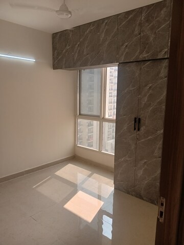 2 BHK Apartment For Rent in Signature Global Prime, Sector 63a