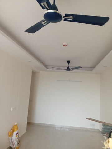 Furnished Amenities in 2 BHK Apartment at Signature Global Prime, Sector 63a – for Rent