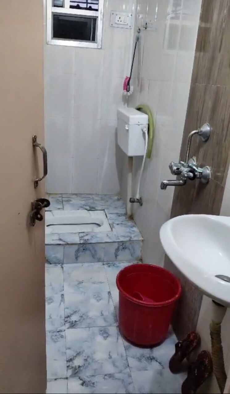 Attached Bathroom, chutia 3 Bedroom 1060 Sq.Ft. Apartment In Chutia Ranchi 9591727