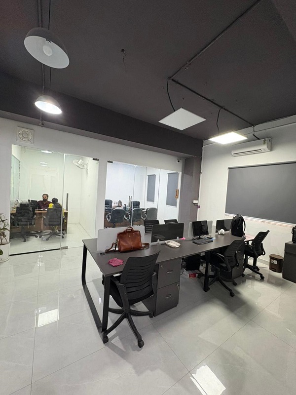 Office Space For Rent in Sector 63
