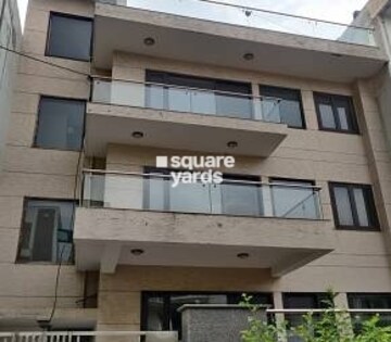 6+ BHK Independent House – Exterior View View at RWA Apartments Sector 41, Sector 41 - for Sale