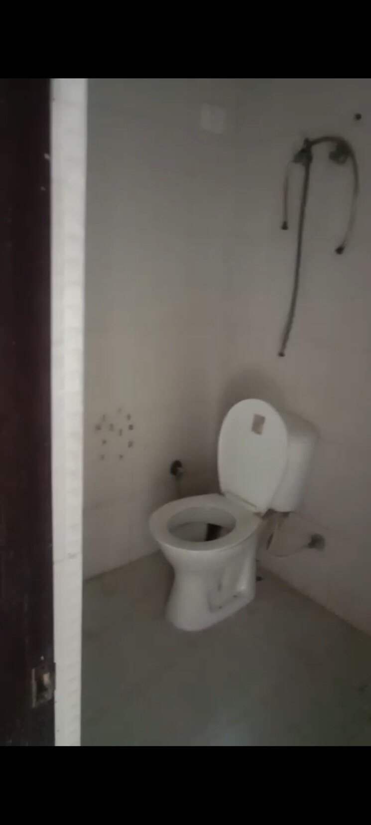 Bathroom, scc-sapphire 2 Bedroom 1015 Sq.Ft. Apartment In Raj Nagar Extension Ghaziabad 9591768