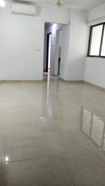 Room in 2 BHK Apartment at Lodha Palava City Lakeshore Greens, Dombivli East – for Rent