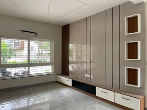 Room in 4 BHK Villa at Muppas Indraprastha, Tellapur – for Rent