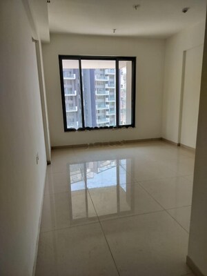 Room in 3 BHK Apartment at Kalpataru Jade Residences, Baner – for Sale