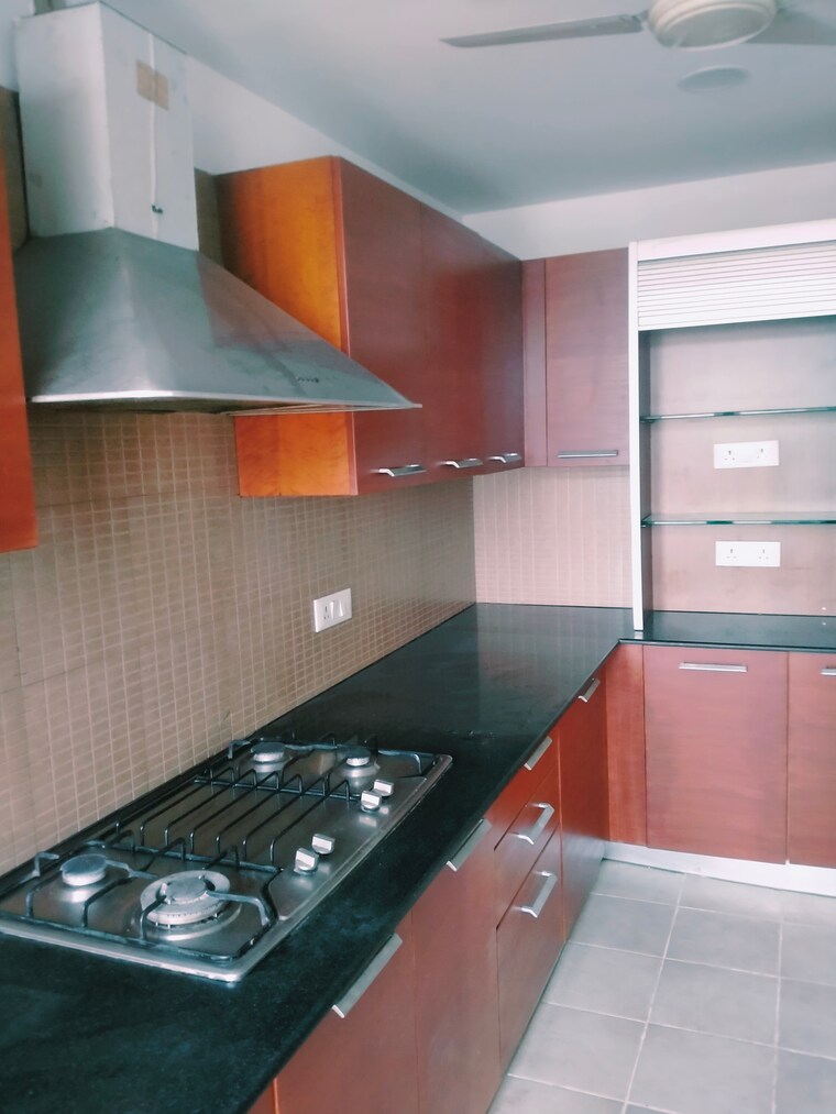 Kitchen, unitech-uniworld-city 3 Bedroom 2368 Sq.Ft. Apartment In Sector 30 Gurgaon 9591894