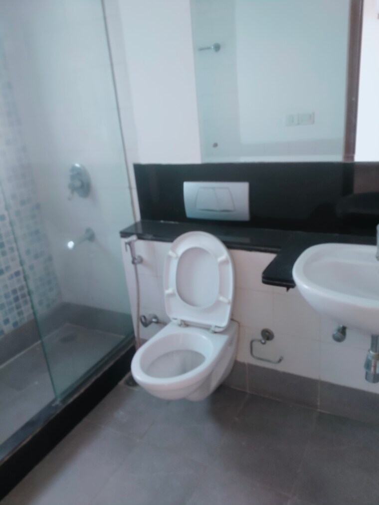Bathroom, ireo-skyon 2 Bedroom 1374 Sq.Ft. Apartment In Sector 60 Gurgaon 9592035