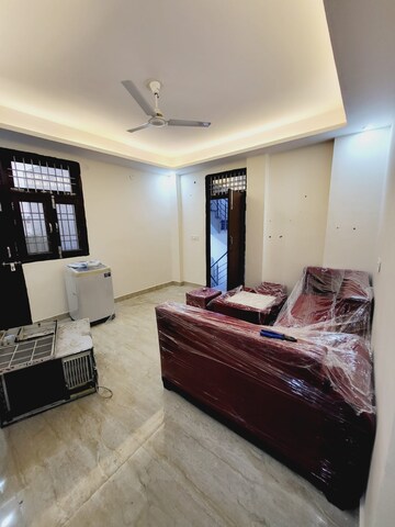 Bedroom in 1 BHK Builder Floor at Saket – for Rent