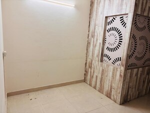 Room in 2 BHK Apartment at Signature Global The Roselia, Sector 95a – for Rent