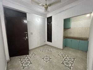 Room in 1 BHK Builder Floor at Saket – for Sale