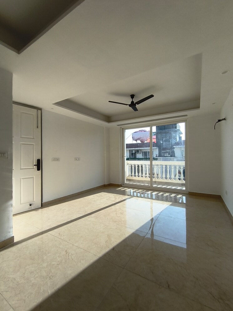 Room, roseate-homes 3 Bedroom 1850 Sq.Ft. Builder Floor In Ghazipur Zirakpur 9592203