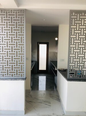 Building Lobby in 3 BHK Builder Floor at Sector 52 – for Rent