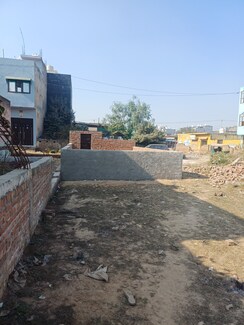 Plot For Sale in Dheeraj Nagar