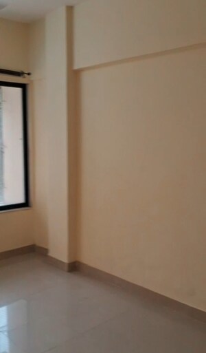 2 BHK Apartment For Rent in Kandivali West