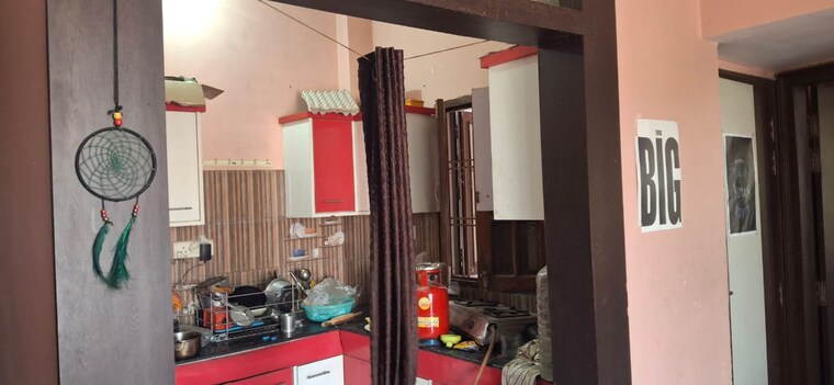 Room, gomti nagar Pg For Boys & Girls In Gomti Nagar 9592255