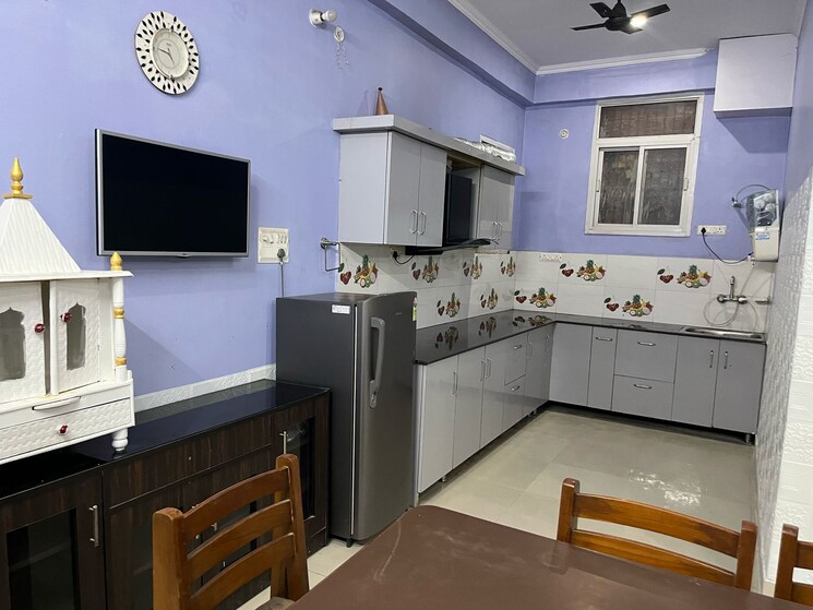 Kitchen, gomti nagar 3 Bedroom 1950 Sq.Ft. Apartment In Gomti Nagar Lucknow 9592317