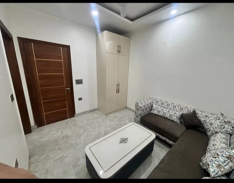 Bedroom, saket 1 Bedroom 500 Sq.Ft. Apartment In Saket Delhi 9592320
