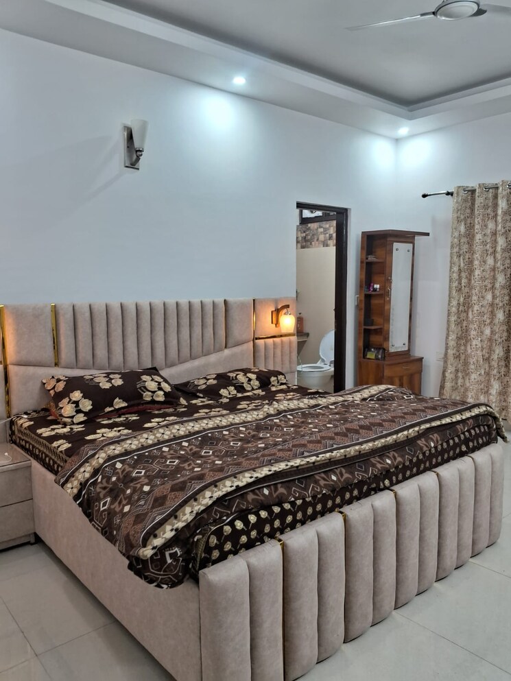 Bedroom, canal road 4 Bedroom 2200 Sq.Ft. Independent House In Canal Road Dehradun 9592318