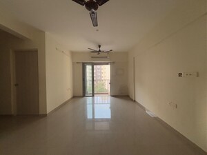 Room in 2 BHK Apartment at Lodha Casa Rio, Dombivli East – for Rent