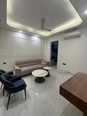 Living Room in 1 BHK Apartment at Ignou Road – for Rent