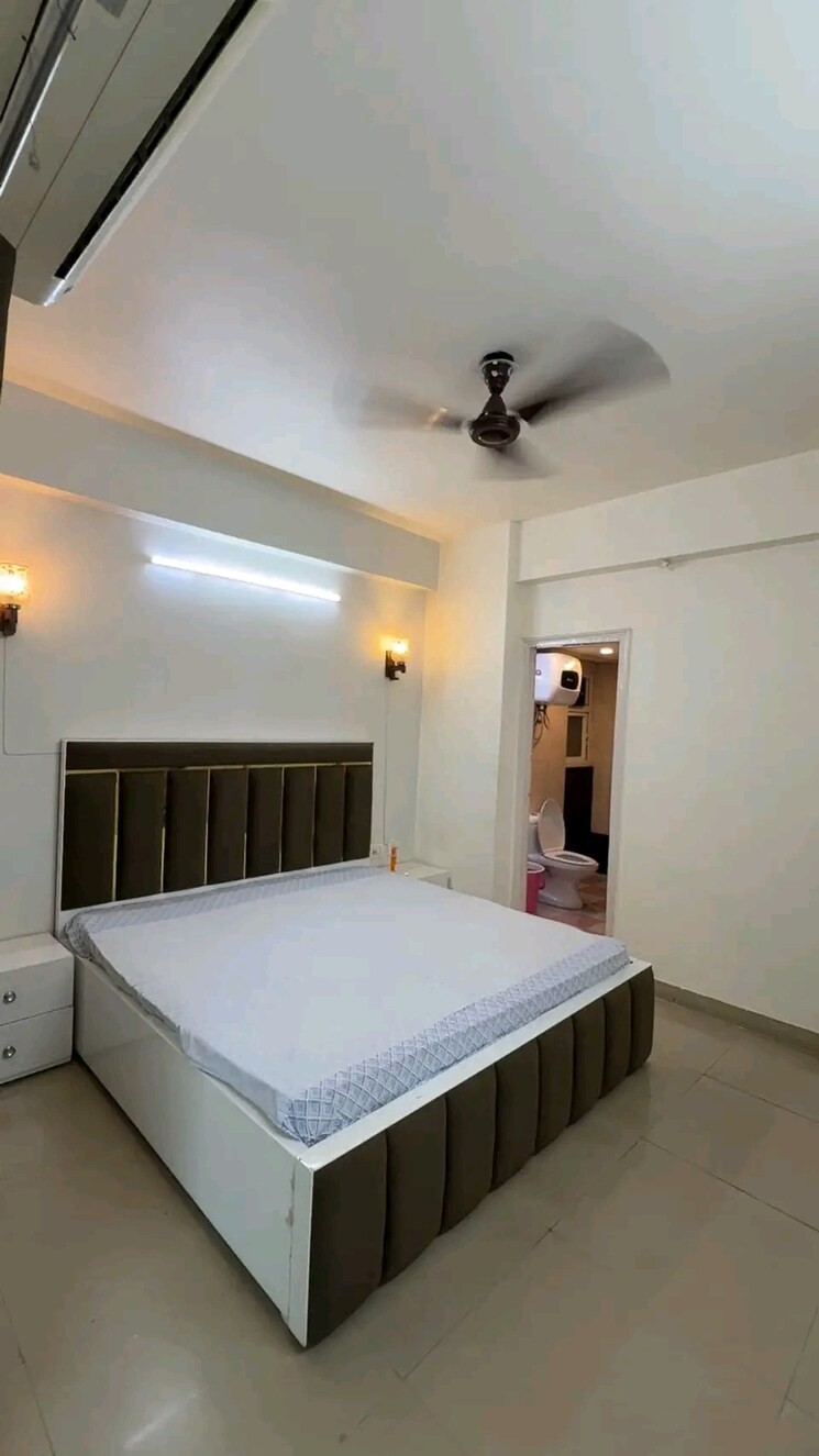 Bedroom, palm-residency-chhatarpur 1 Bedroom 450 Sq.Ft. Builder Floor In Chattarpur Delhi 9592423