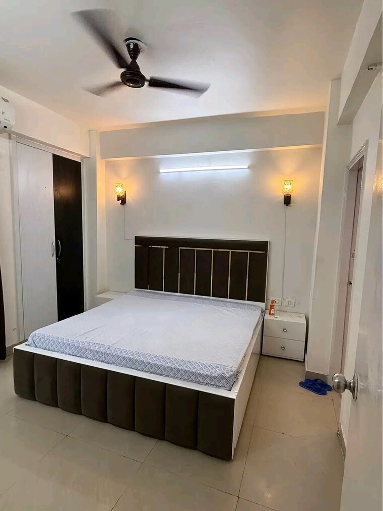 Bedroom, palm-residency-chhatarpur 1 Bedroom 450 Sq.Ft. Builder Floor In Chattarpur Delhi 9592423