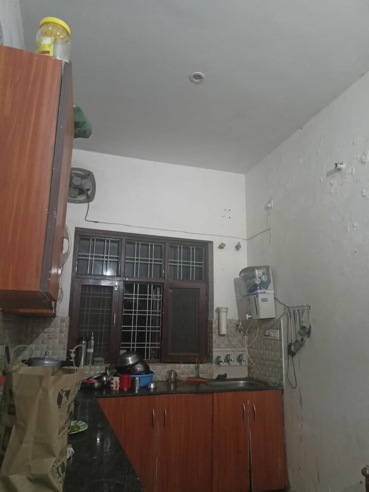 Kitchen, jakhan rajpur road 2 Bedroom 1500 Sq.Ft. Builder Floor In JakhaN Rajpur Road Dehradun 9592428