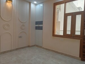 Room in 2 BHK Builder Floor at Palam Colony – for Sale