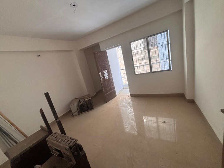 Room, kokar 3 Bedroom 1650 Sq.Ft. Apartment In Kokar Ranchi 9592429