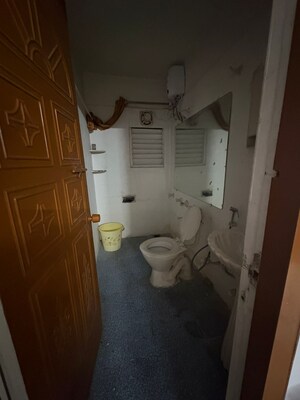 Bathroom in 4 BHK Apartment at Saket Towers Chs Ltd, Thane West – for Rent