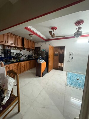 Team Area in 4 BHK Apartment at Saket Towers Chs Ltd, Thane West – for Rent