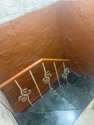 Furnished Amenities in 4 BHK Apartment at Saket Towers Chs Ltd, Thane West – for Rent