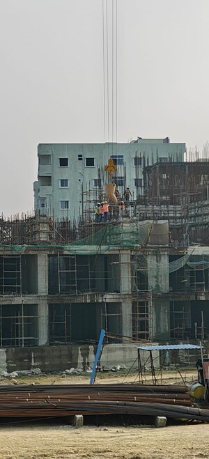 4 BHK Apartment For Sale in Ameenpur