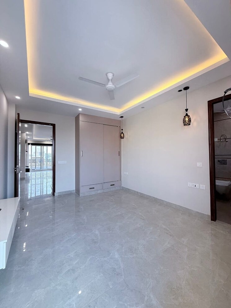 Room, royal-homez 4 Bedroom 3500 Sq.Ft. Builder Floor In Sector 43 Gurgaon 9592494
