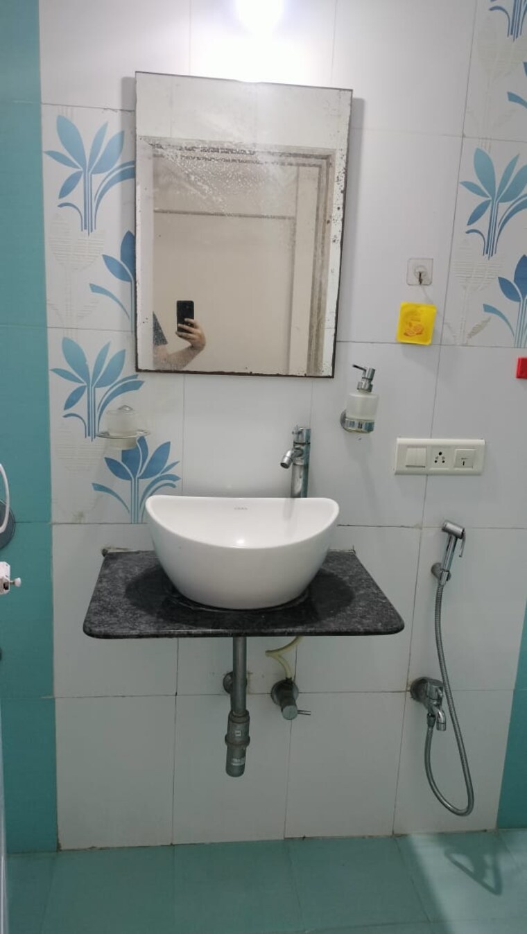 Bathroom, bhawani-tower-andheri 3 Bedroom 900 Sq.Ft. Apartment In Marol Mumbai 9592511